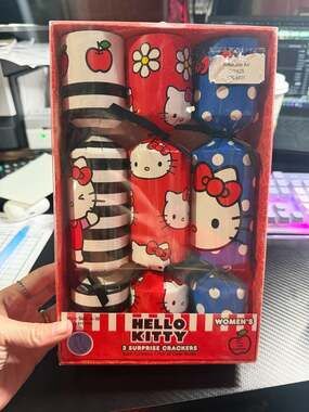 Hello Kitty 3 Surprise Crackers Gift Set with 3 Pairs of Crew Socks